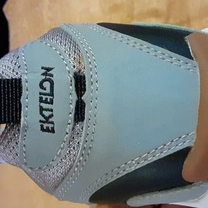 Womens Ektelon squash shoes